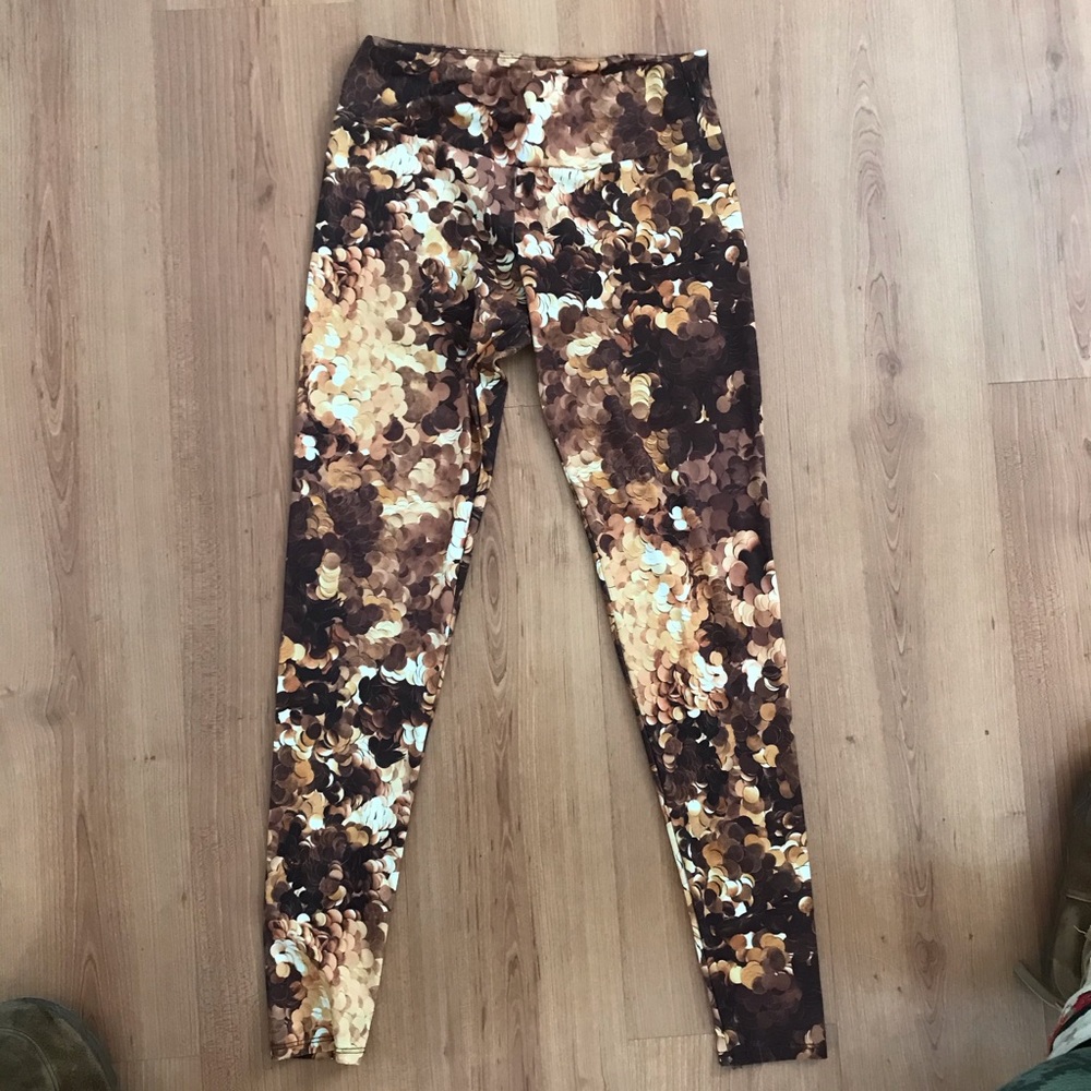 Onzie Yoga Pants Size M/L